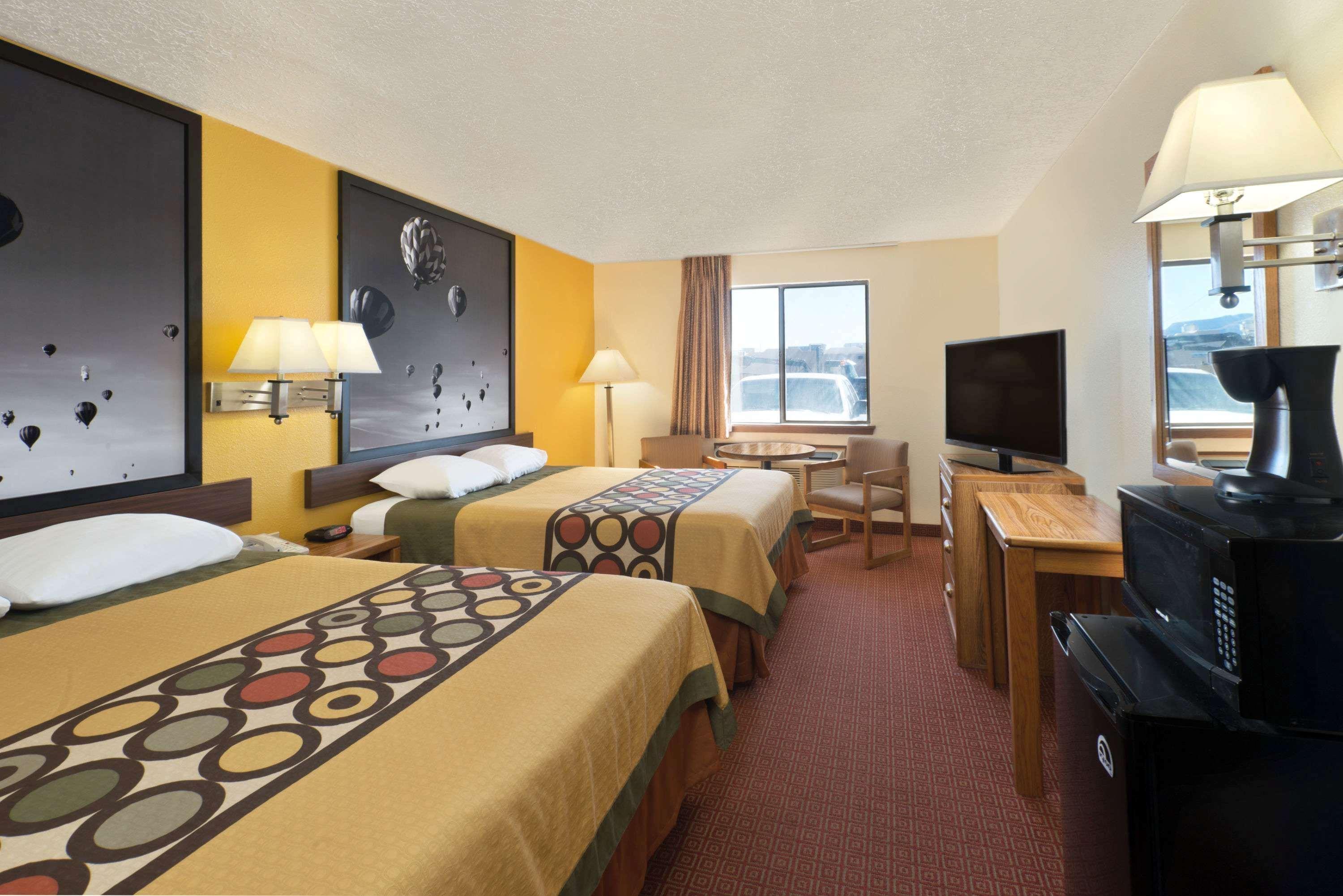Super 8 By Wyndham Alamogordo - White Sands Exteriör bild