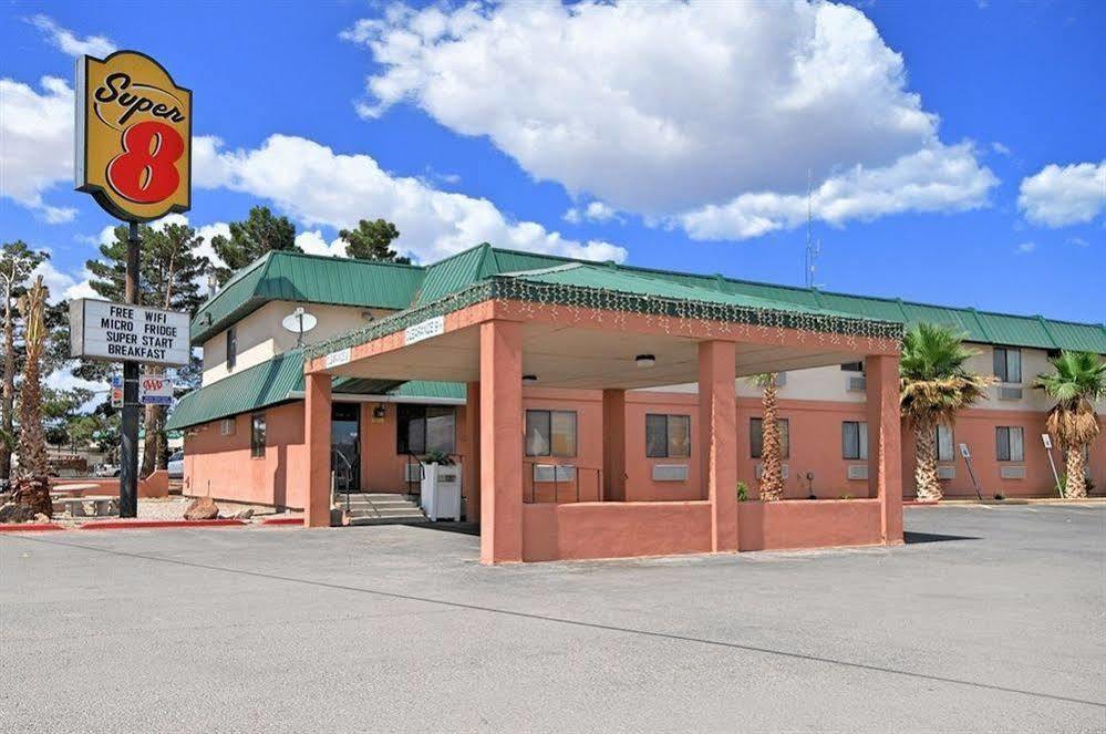 Super 8 By Wyndham Alamogordo - White Sands Exteriör bild