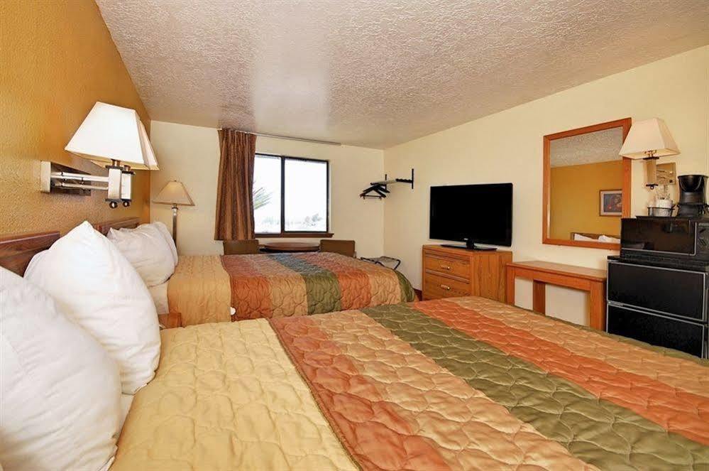Super 8 By Wyndham Alamogordo - White Sands Exteriör bild